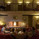 La Vayssade - Maison D'hôtes - Jacuzzi, Piscine&truffes Affittacamere Lalbenque
