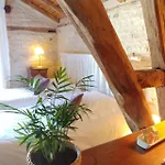 Affittacamere La Vayssade - Maison D'hôtes - Jacuzzi, Piscine&truffes 4*