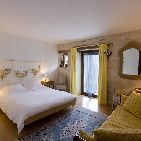 La Vayssade - Maison D'hotes - Jacuzzi, Piscine & Truffes Pensión Lalbenque