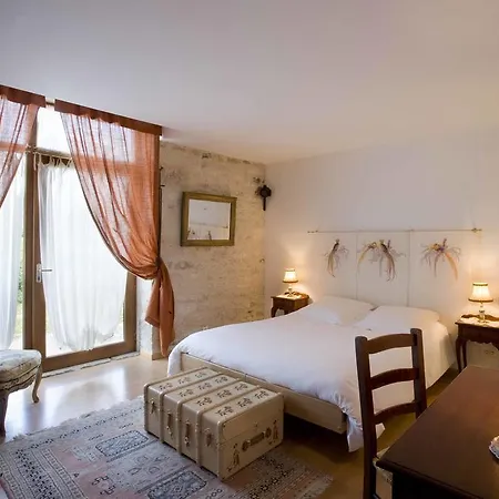 La Vayssade - Maison D'hotes - Jacuzzi, Piscine & Truffes Lalbenque