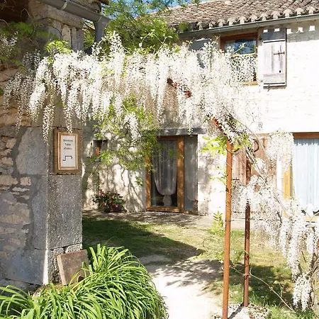 La Vayssade - Maison D'hotes - Jacuzzi, Piscine & Truffes Pensión Lalbenque