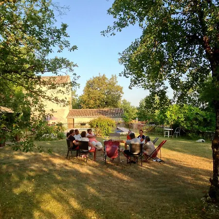 La Vayssade - Maison D'hôtes - Jacuzzi, Piscine&truffes Casa de hóspedes 4*