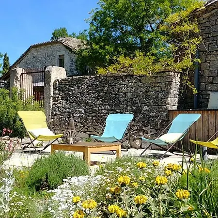 La Vayssade - Maison D'hotes - Jacuzzi, Piscine & Truffes 4*