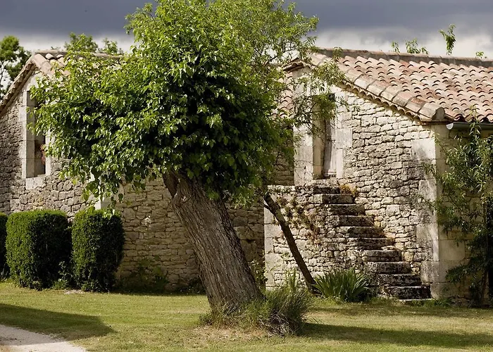 La Vayssade - Maison D'hotes - Jacuzzi, Piscine & Truffes