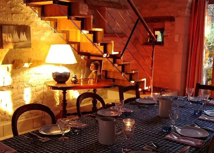 La Vayssade - Maison D'hotes - Jacuzzi, Piscine & Truffes Lalbenque