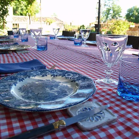 Maison d'hôtes La Vayssade - Maison D'hôtes - Jacuzzi, Piscine&truffes