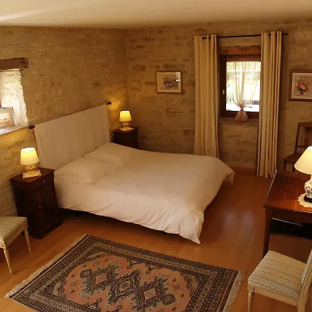 La Vayssade - Maison D'hôtes - Jacuzzi, Piscine&truffes 4* Lalbenque