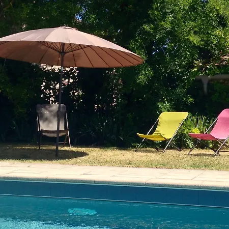 La Vayssade - Maison D'hôtes - Jacuzzi, Piscine&truffes Lalbenque